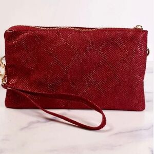 NEW WITH TAGS Caroline Hill Liz Crossbody Wristlet Purse Crimson Red